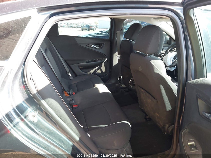 2019 CHEVROLET MALIBU VIN: 1G1ZD5ST8KF202710