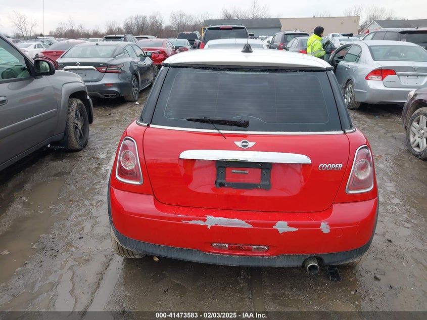 2012 MINI COOPER VIN: WMWSU3C56CT540717