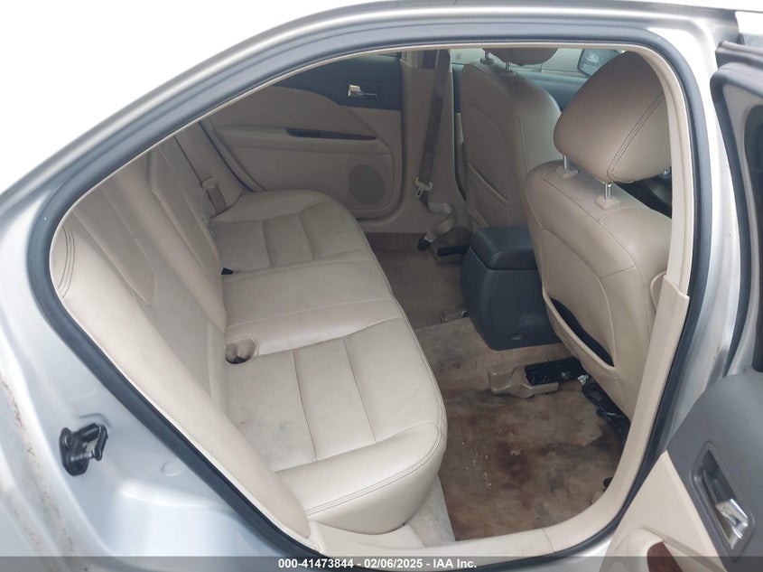 2010 FORD FUSION VIN: 3FAHP0JG9AR173582