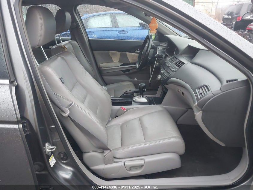 2009 HONDA ACCORD VIN: 1HGCP26849A121141