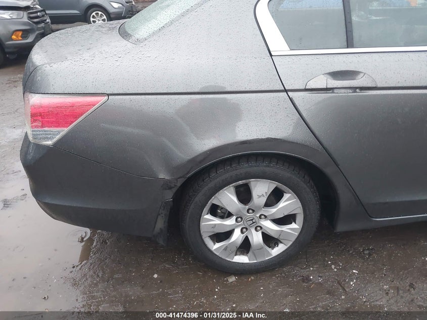 2009 HONDA ACCORD VIN: 1HGCP26849A121141