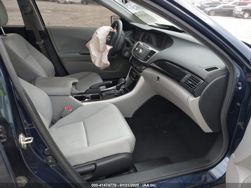 2017 HONDA ACCORD VIN: 1HGCR2F33HA007998