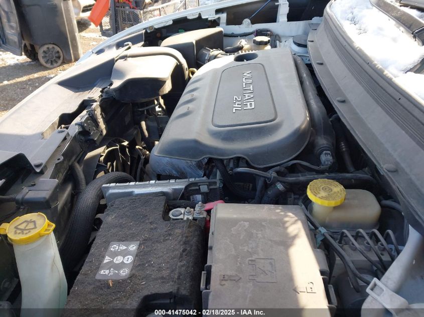 2017 Jeep Cherokee Latitude 4X4 VIN: 1C4PJMCBXHW529884 Lot: 41475042