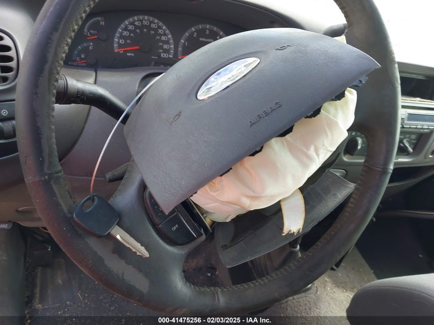 2003 Ford F-150 Lariat/Xl/Xlt VIN: 2FTRX18L23CA11862 Lot: 41475256