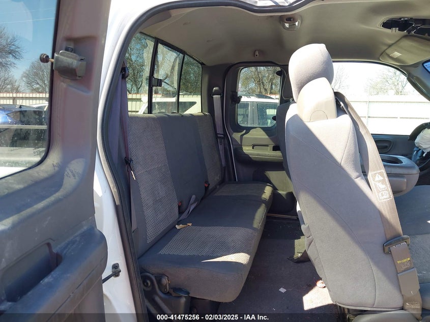 2003 Ford F-150 Lariat/Xl/Xlt VIN: 2FTRX18L23CA11862 Lot: 41475256