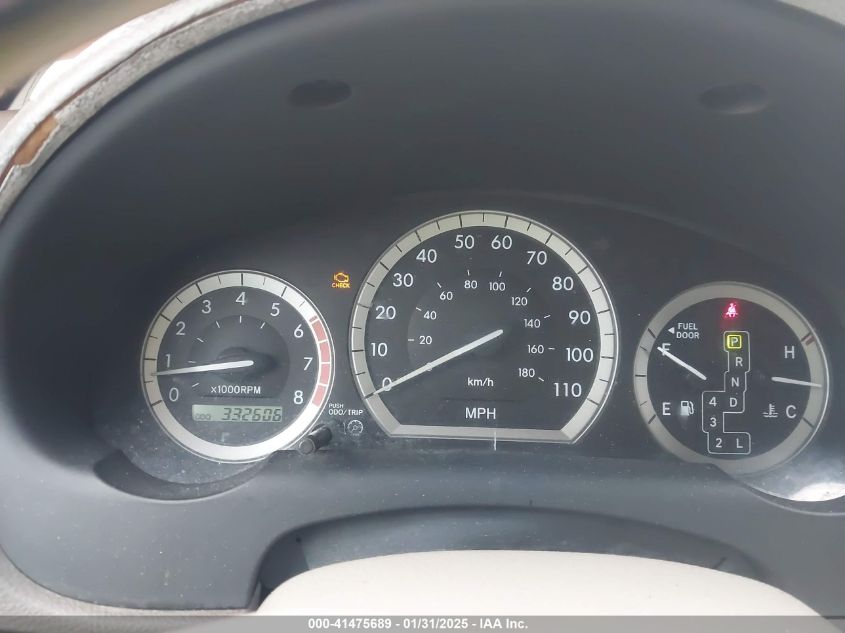 2004 Toyota Sienna VIN: 124761 Lot: 41475689