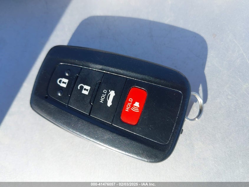 2021 TOYOTA CAMRY VIN: 4T1K31AK2MU023604