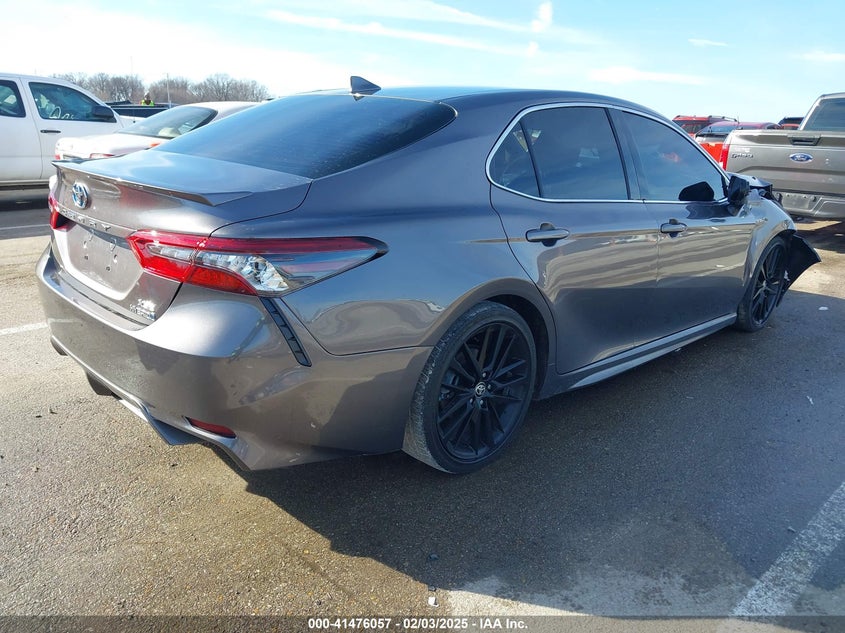2021 TOYOTA CAMRY VIN: 4T1K31AK2MU023604