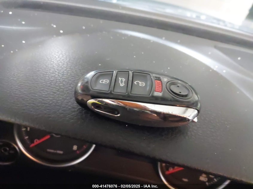 2013 VOLKSWAGEN TOUAREG VR6 SPORT - WVGEF9BP1DD007021