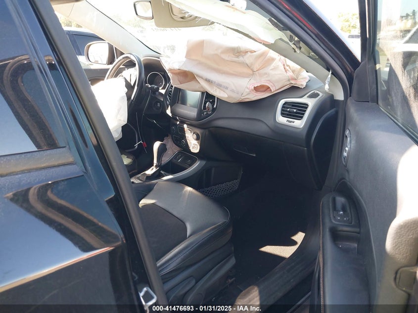 2020 JEEP COMPASS VIN: 3C4NJCBB2LT212456