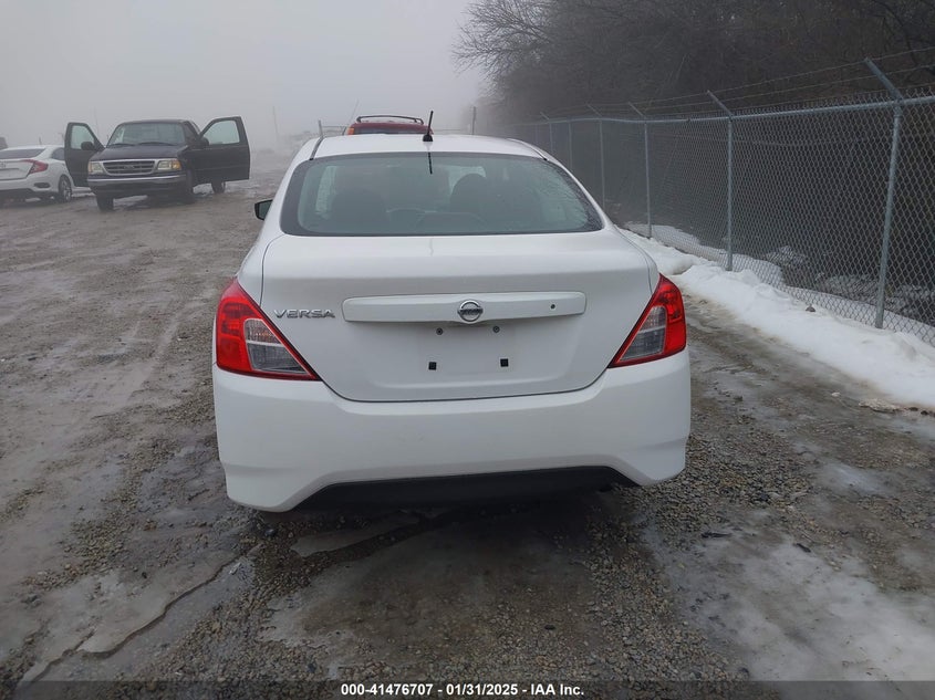 2016 NISSAN VERSA 1.6 S - 3N1CN7AP5GL896055