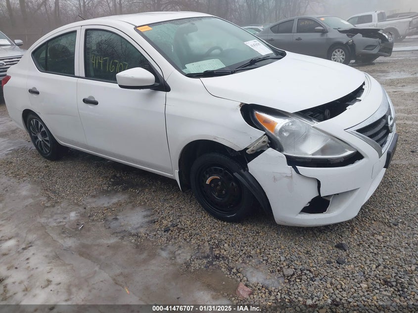 2016 NISSAN VERSA 1.6 S - 3N1CN7AP5GL896055