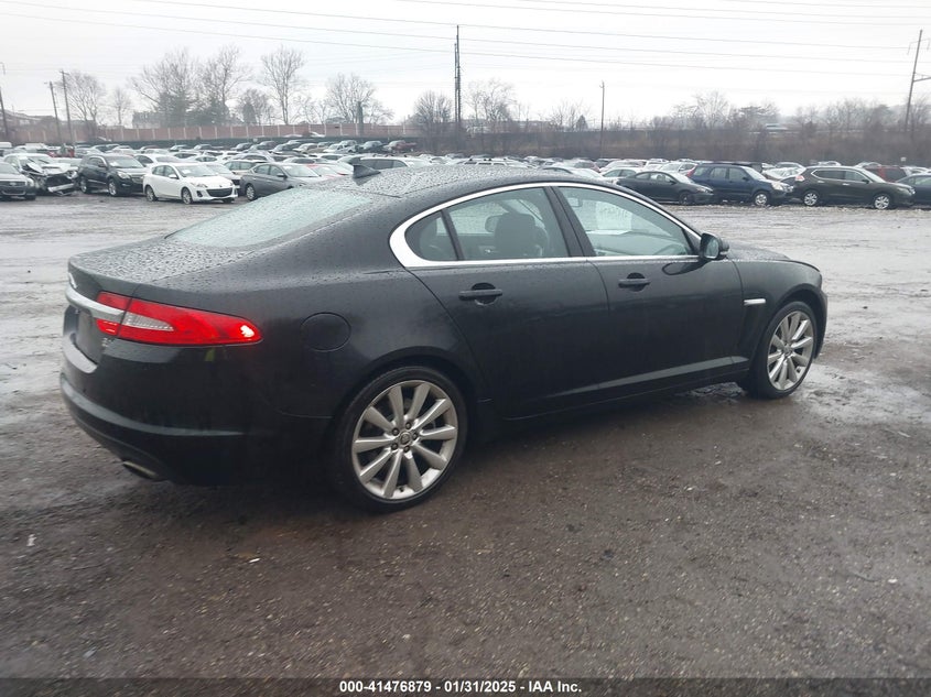 2013 JAGUAR XF VIN: SAJWJ0EF7D8S92274