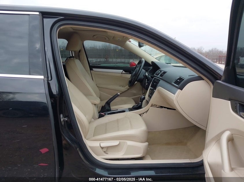 2013 VOLKSWAGEN PASSAT VIN: 1VWBN7A39DC069976