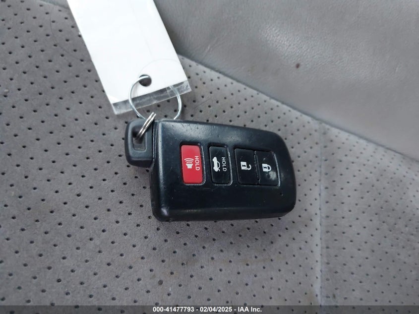 2012 TOYOTA CAMRY HYBRID VIN: 4T1BD1FK0CU038820