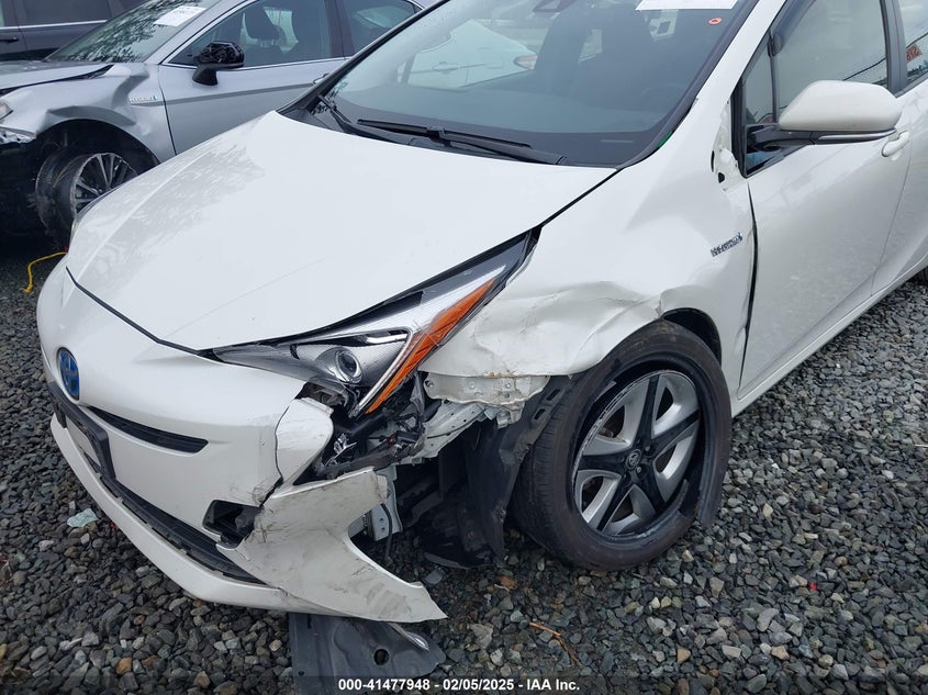 2017 TOYOTA PRIUS THREE TOURING - JTDKARFU9H3038521