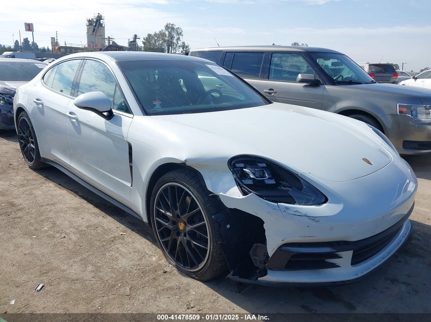 2019 Porsche Panamera