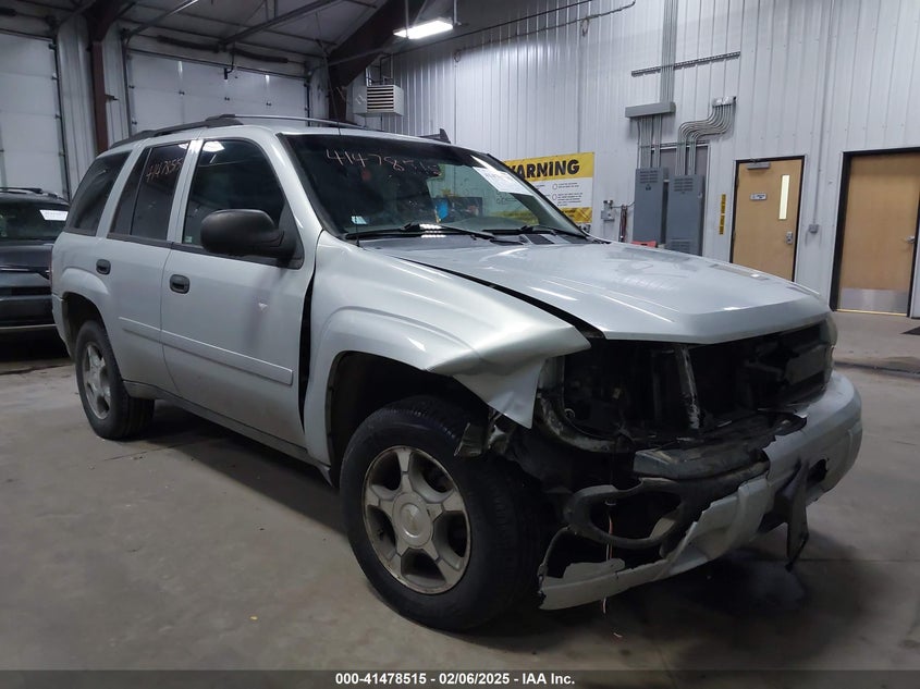 2007 CHEVROLET TRAILBLAZER VIN: 1GNDT13S272125034