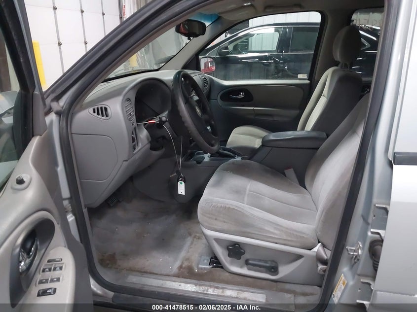 2007 CHEVROLET TRAILBLAZER VIN: 1GNDT13S272125034