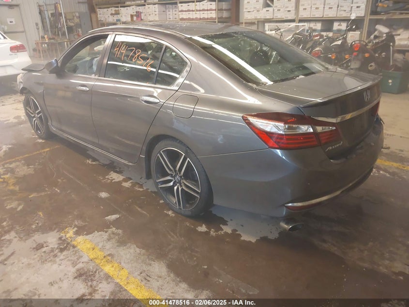 2017 HONDA ACCORD VIN: 1HGCR2F52HA163600