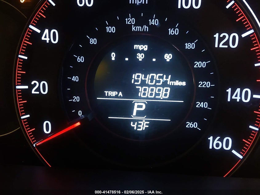 2017 HONDA ACCORD VIN: 1HGCR2F52HA163600
