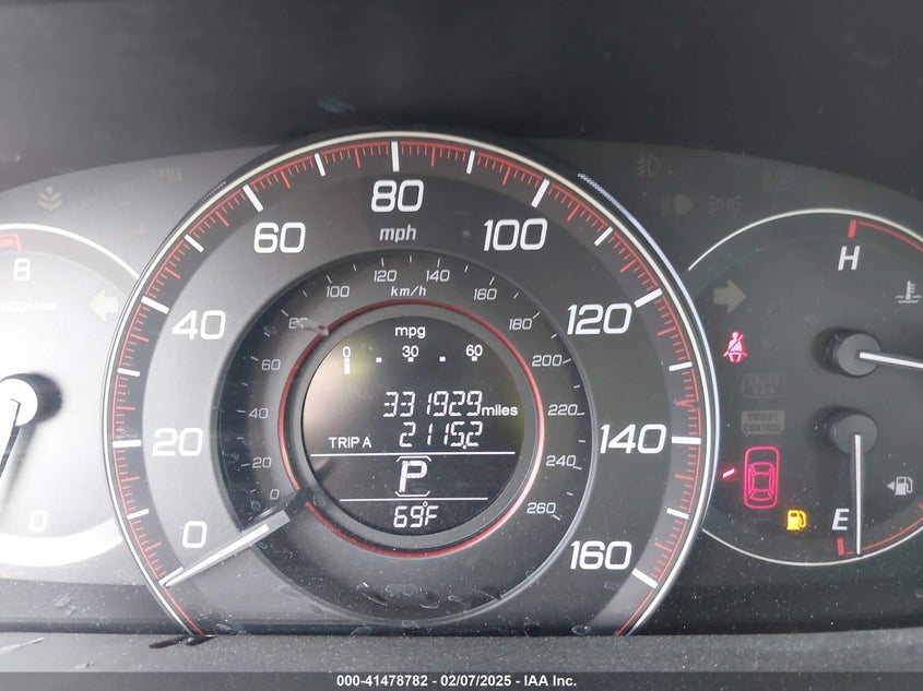 2015 HONDA ACCORD VIN: 1HGCT2B81FA002976