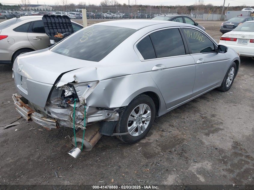2008 HONDA ACCORD VIN: 1HGCP26458A140079