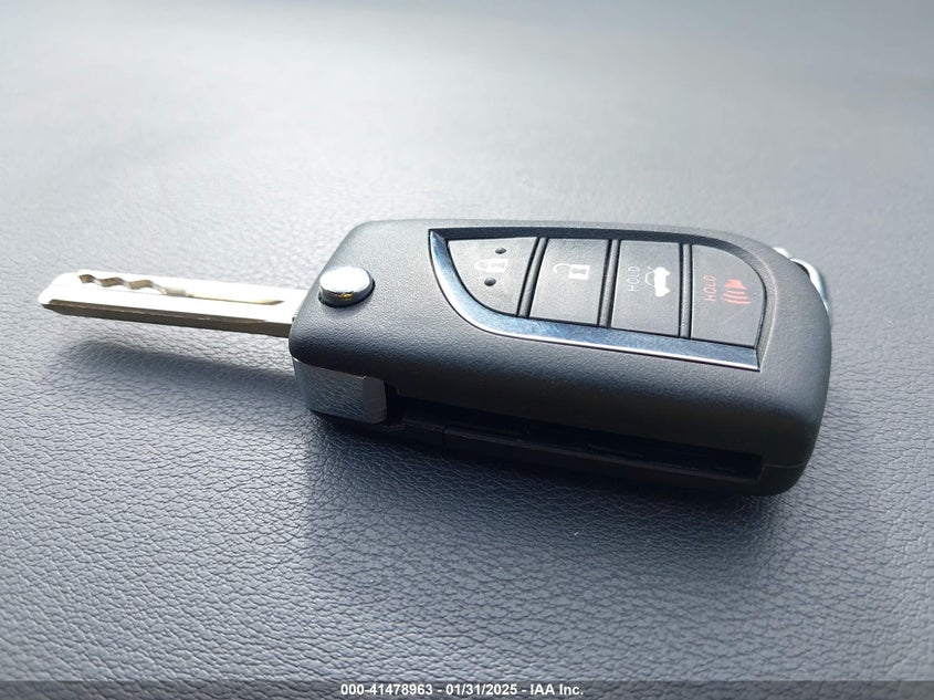 2022 TOYOTA COROLLA LE - 5YFEPMAE1NP272184