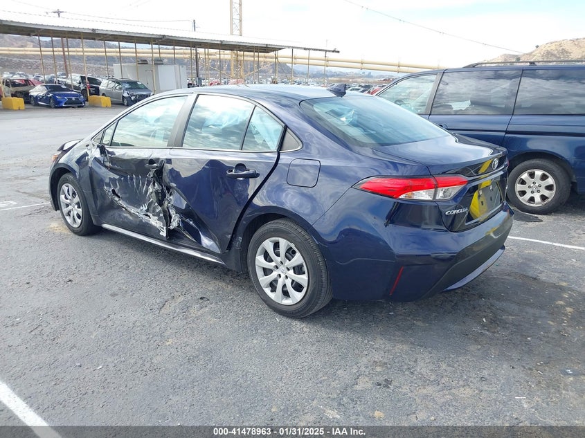 2022 TOYOTA COROLLA LE - 5YFEPMAE1NP272184