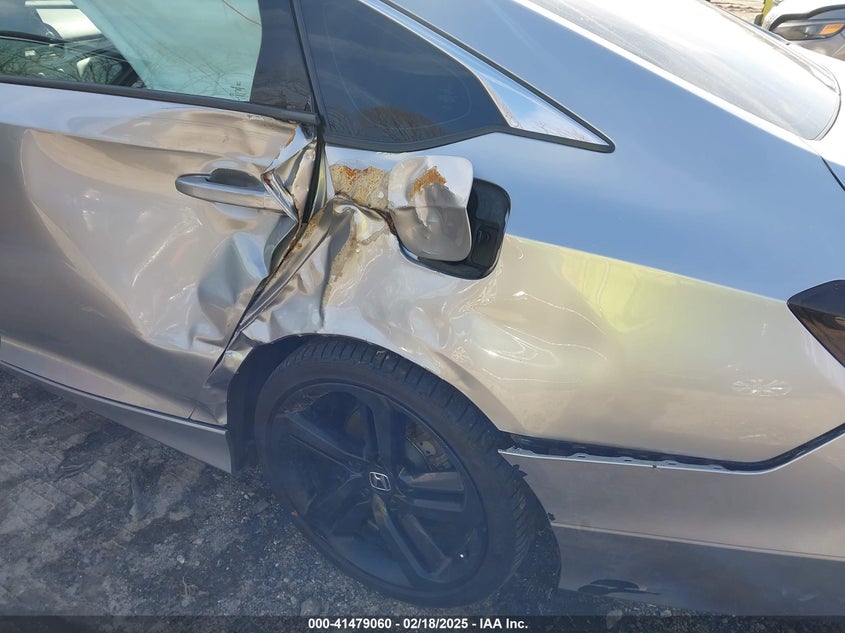 2018 HONDA ACCORD VIN: 1HGCV1F35JA231222