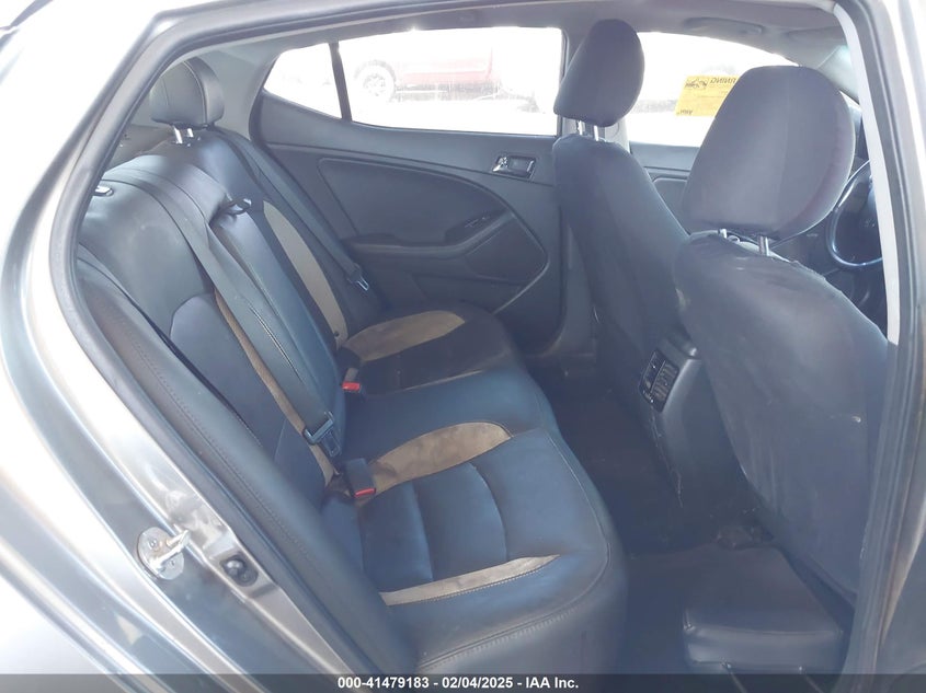 2012 KIA OPTIMA VIN: 5XXGR4A67CG077479