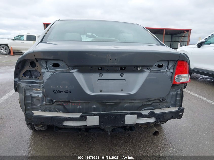 2010 HONDA CIVIC VIN: 19XFA1F57AE011179