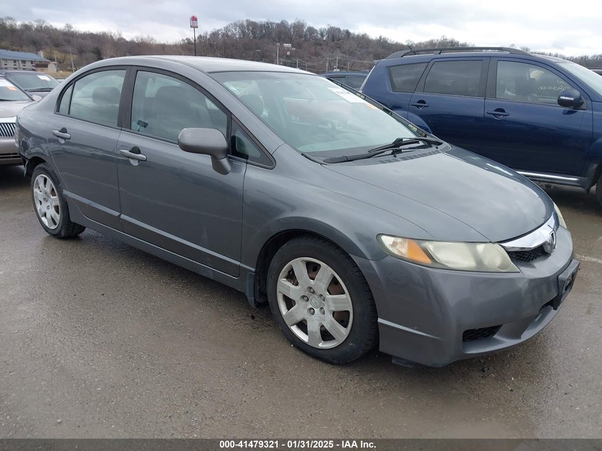 2010 HONDA CIVIC VIN: 19XFA1F57AE011179