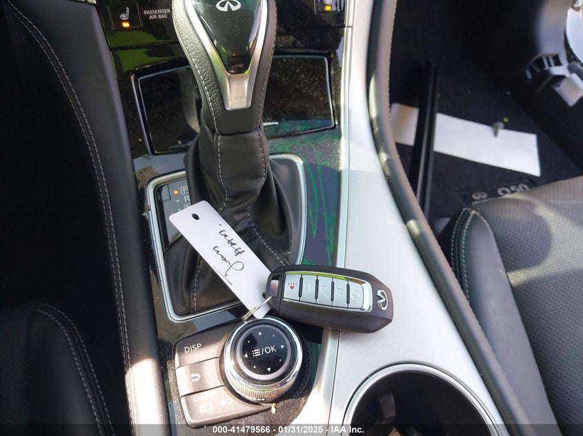 2024 INFINITI Q50 LUXE - JN1EV7BP4RM601527