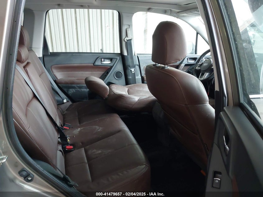 2018 SUBARU FORESTER VIN: JF2SJAWC5JH581626