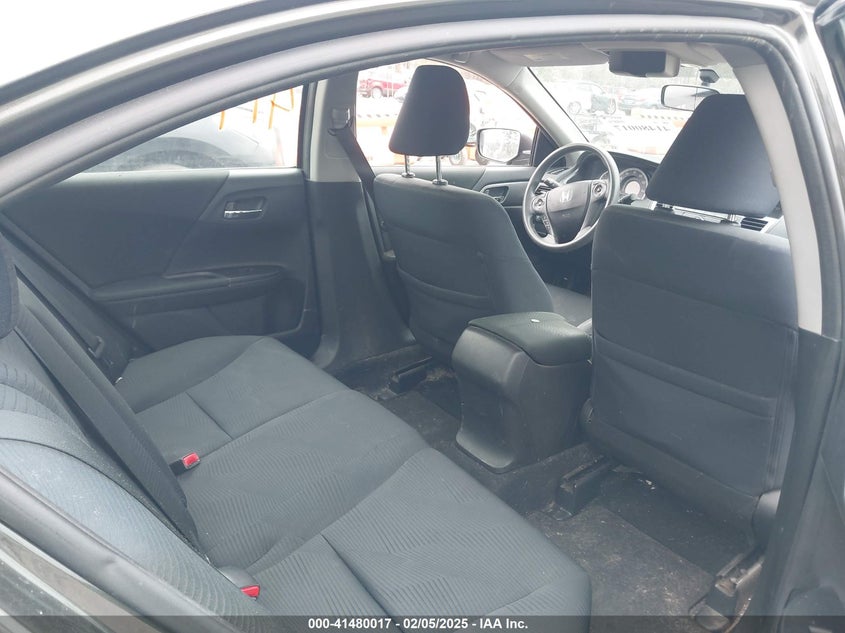 2015 HONDA ACCORD VIN: 1HGCR2F30FA071803