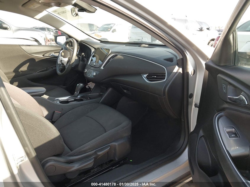 2020 CHEVROLET MALIBU VIN: 1G1ZD5ST5LF004779