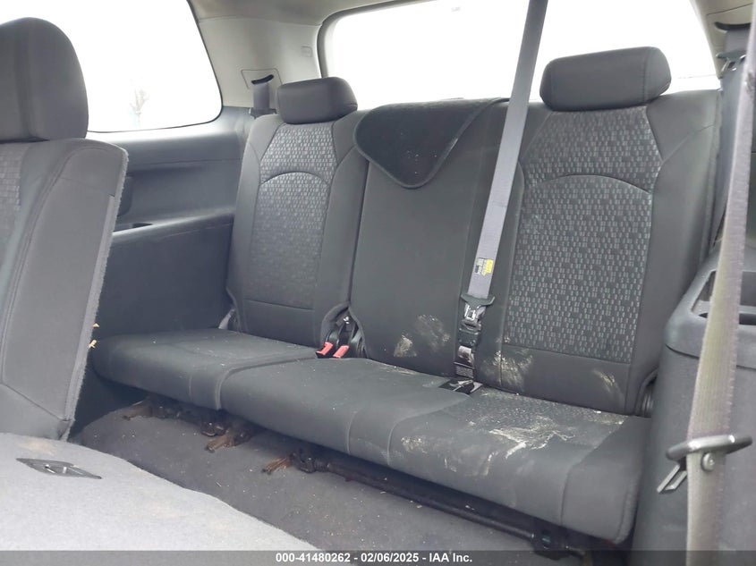 2011 GMC ACADIA VIN: 1GKKRNED3BJ141640