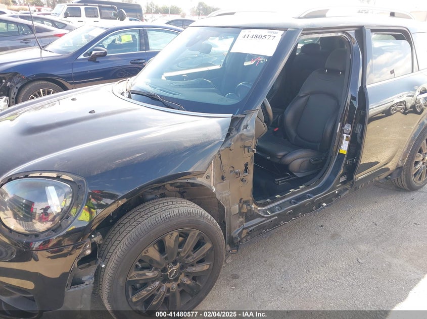 2019 MINI COUNTRYMAN COOPER S - WMZYT3C53K3J32447