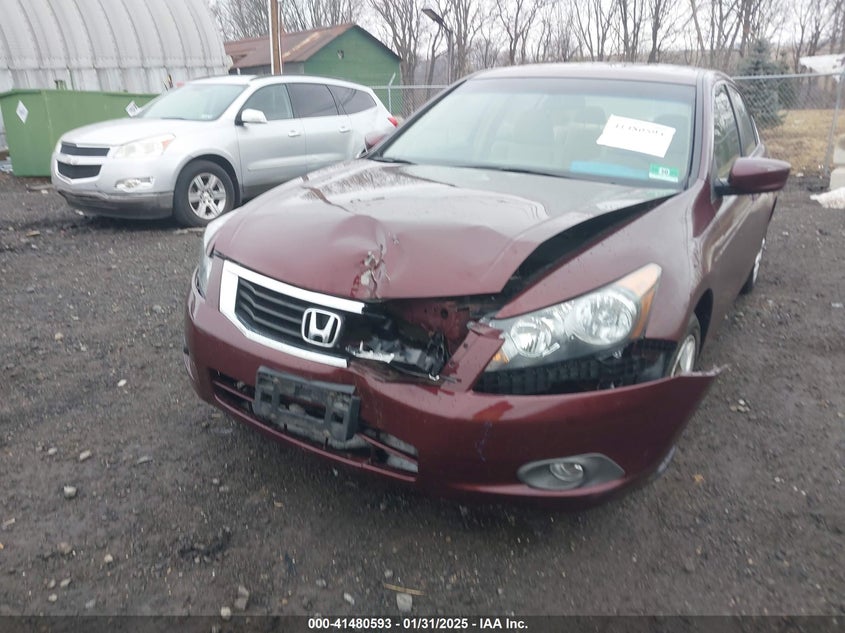 2008 HONDA ACCORD VIN: 1HGCP26738A015303