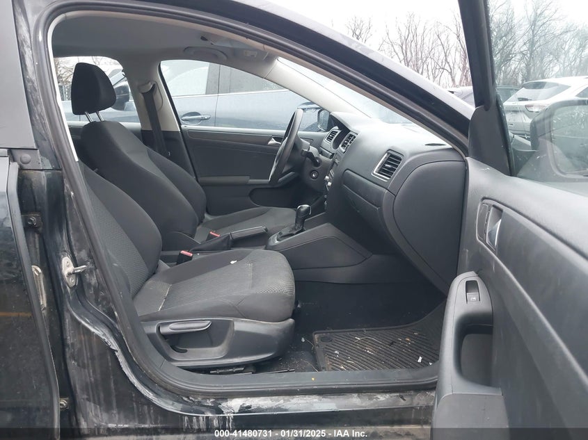 2012 VOLKSWAGEN JETTA VIN: 3VW2K7AJ6CM357930