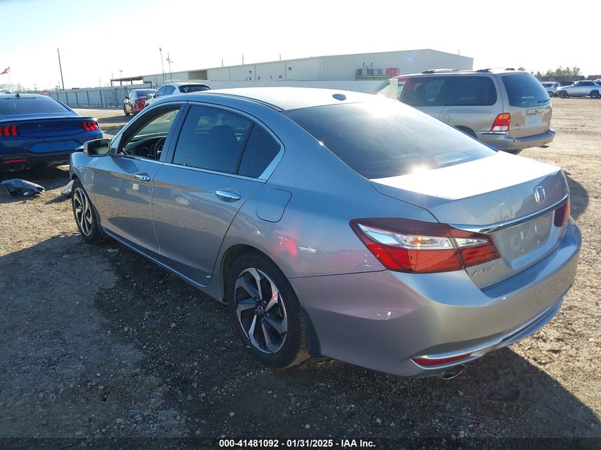 2017 HONDA ACCORD VIN: 1HGCR3F02HA043614