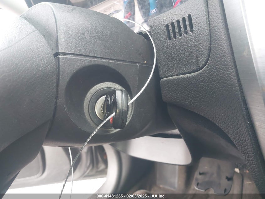 2011 FORD FUSION VIN: 3FAHP0HA5BR289624