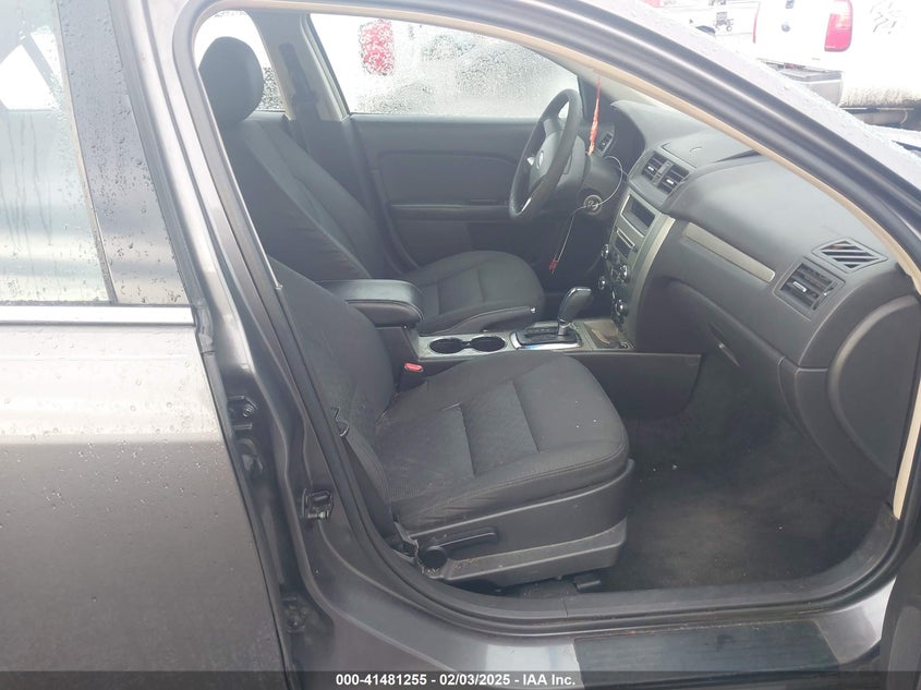2011 FORD FUSION VIN: 3FAHP0HA5BR289624