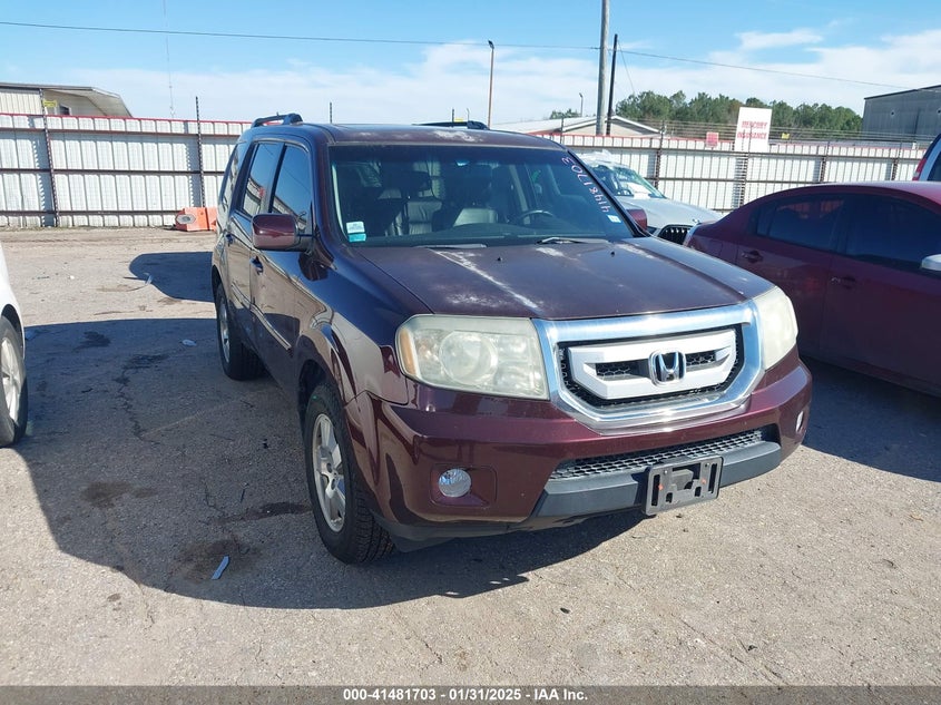 2011 HONDA PILOT VIN: 5FNYF3H52BB037882