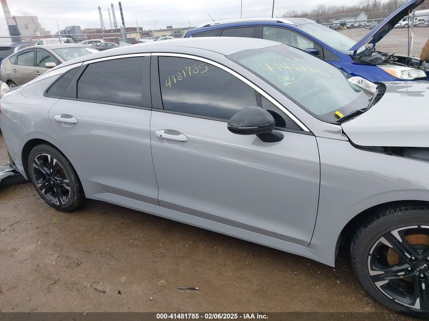 2022 KIA K5 VIN: 5XXG64J29NG121202