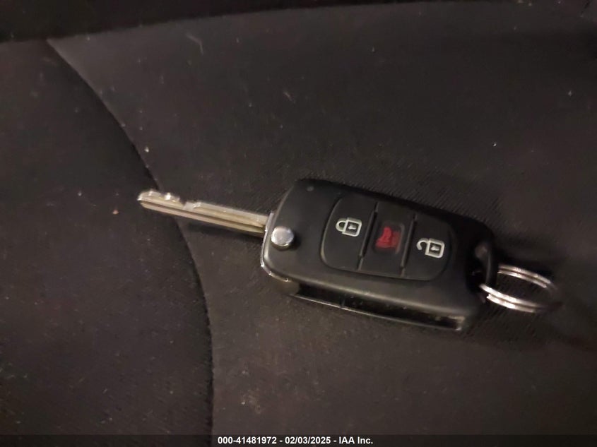 2013 Kia Soul + VIN: KNDJT2A64D7594406 Lot: 41481972