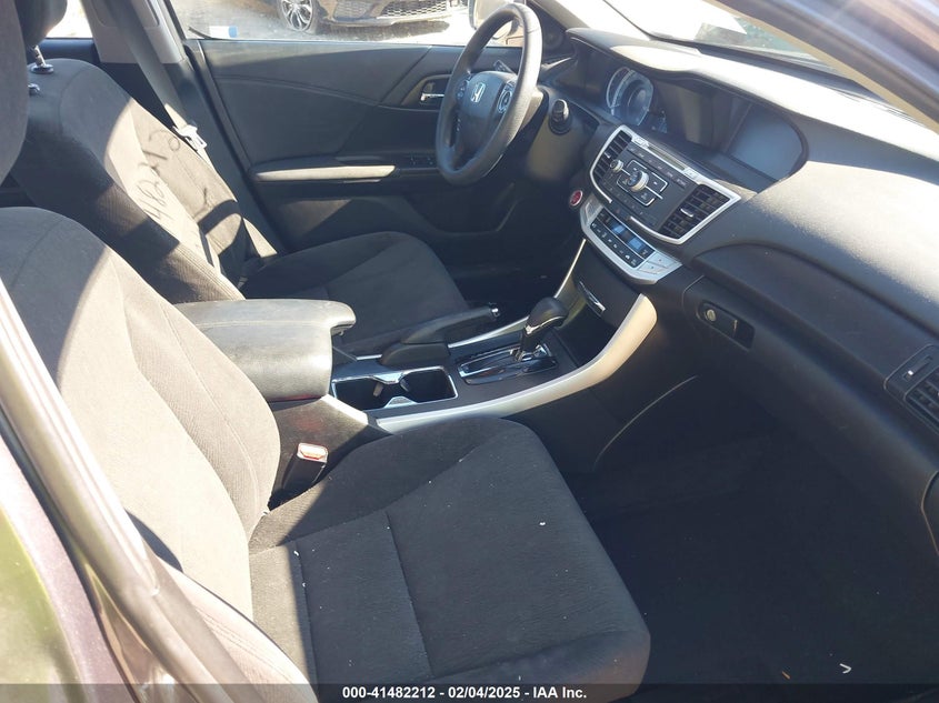 2015 HONDA ACCORD VIN: 1HGCR2F70FA170026