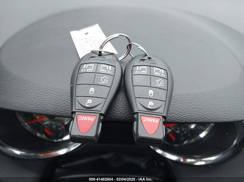 2016 CHRYSLER TOWN & COUNTRY TOURING - 2C4RC1BG1GR268103