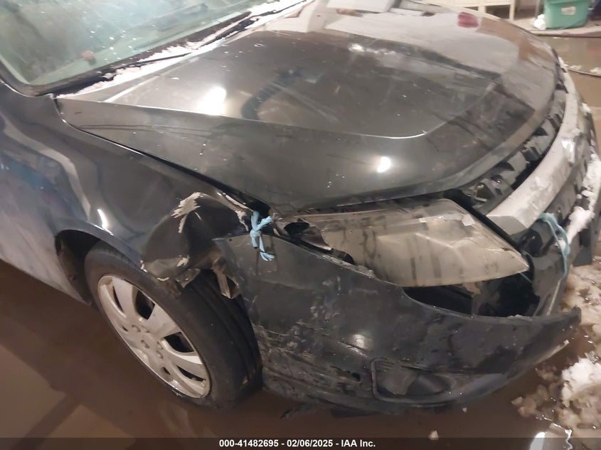 2010 FORD FUSION VIN: 3FAHP0HG9AR180750